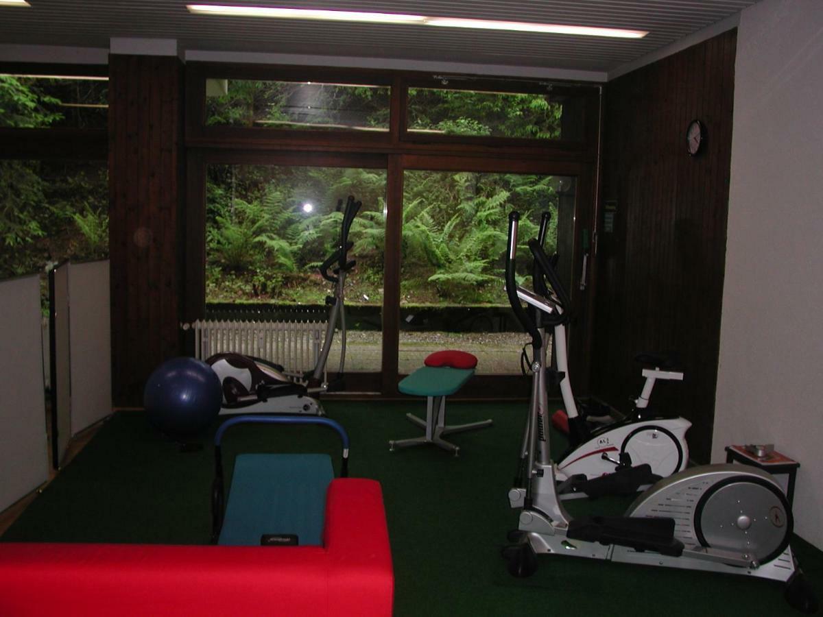 Gemuetliche 1Z Fewo In Schoenwald Mit Balkon, Schwimmbad, Sauna, Fitness Luaran gambar